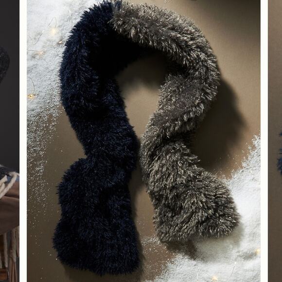 ANTHROPOLOGIE Fluffy Colorblocked Scarf Navy NWT - Picture 7 of 7